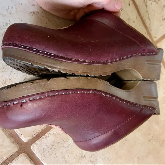 Sanita Leather Flower Clogs - Picture 5 of 9